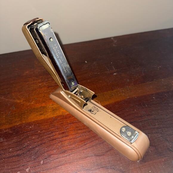 Swingline 77 S Stapler 6" Desk Top Office 2-Tone Brown Vintage USA. Home Office - Picture 6 of 10